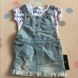 DKNY Jean outfit